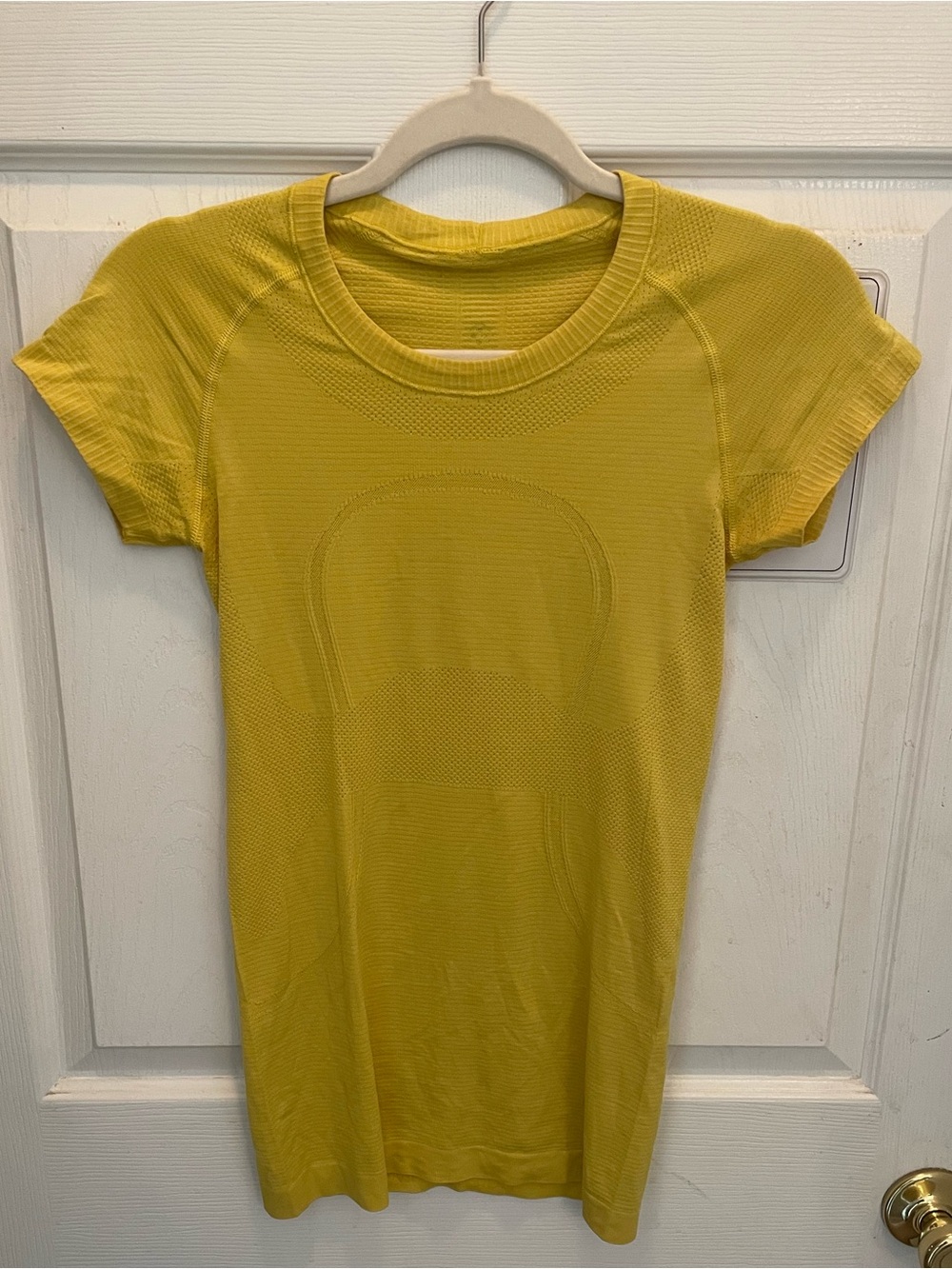 lululemon athletica Short Sleeve Seamless Tee - Bright Yellow